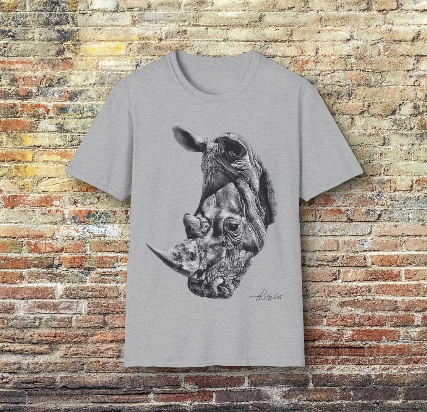B&W Rhino Unisex Gildan T-Shirt