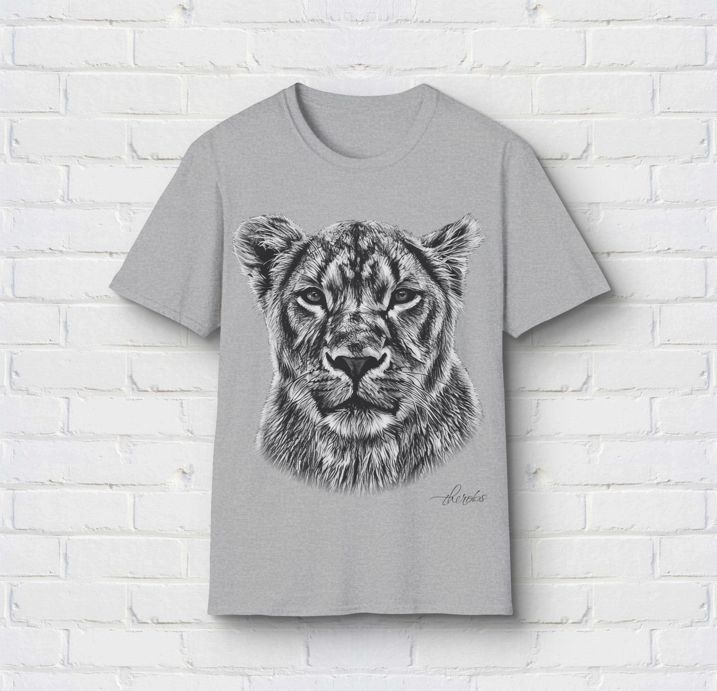B&W Lioness Cotton Unisex T-Shirt