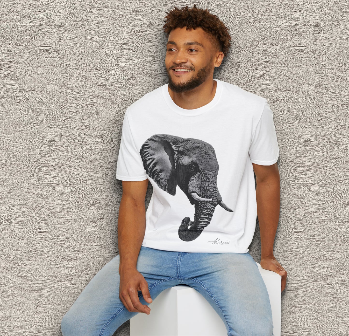 B&W Elephant Unisex Gildan T-Shirt 2