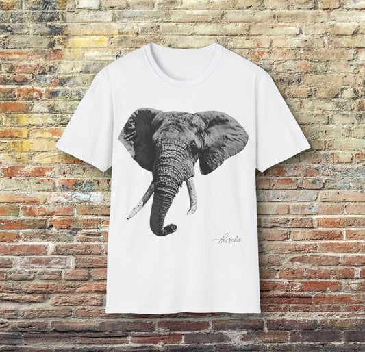 B&W Elephant Unisex Gildan T-Shirt