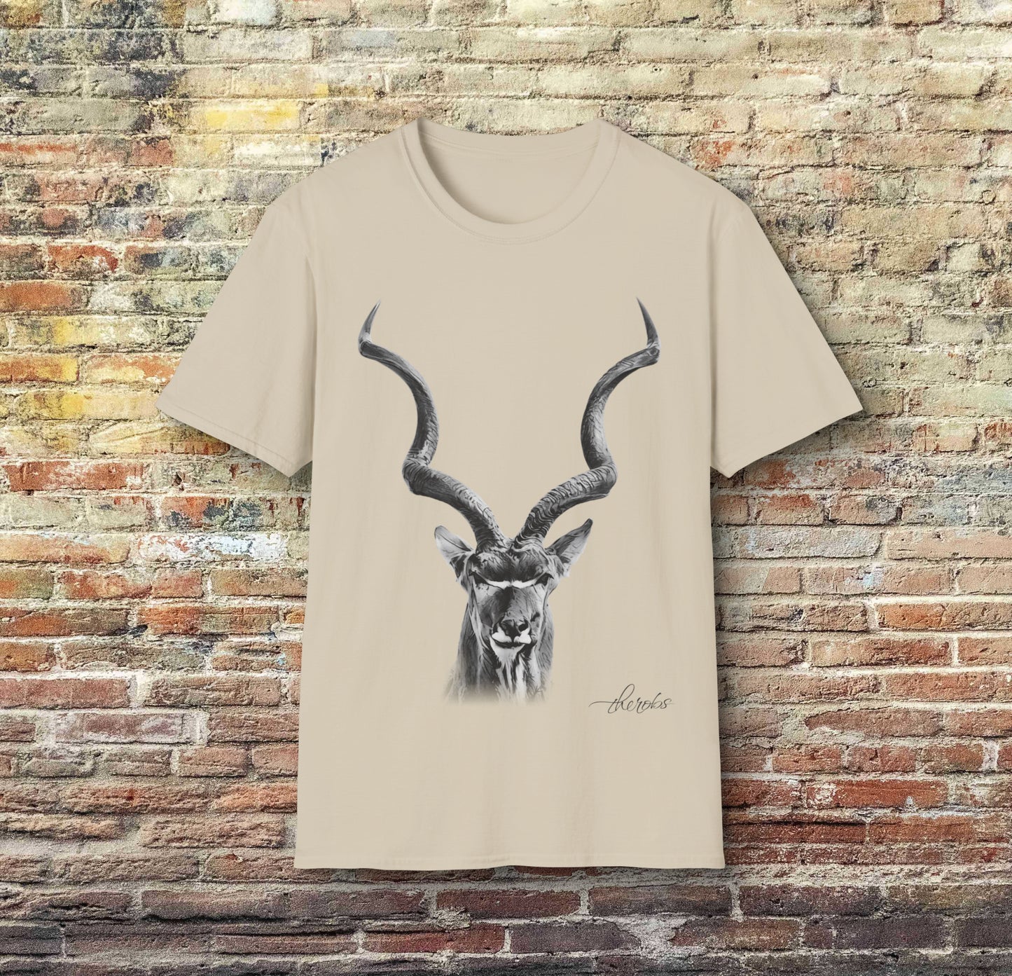 B&W Kudu Unisex Gildan T-Shirt