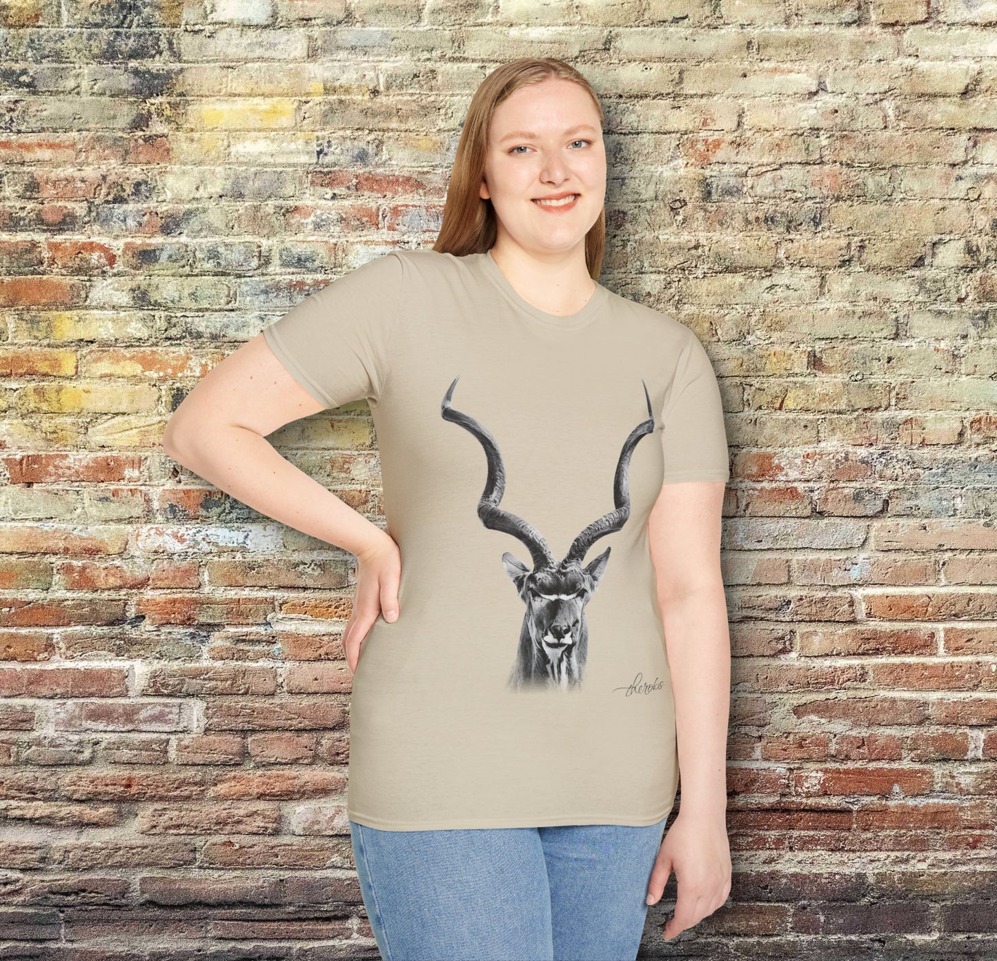B&W Kudu Unisex Gildan T-Shirt