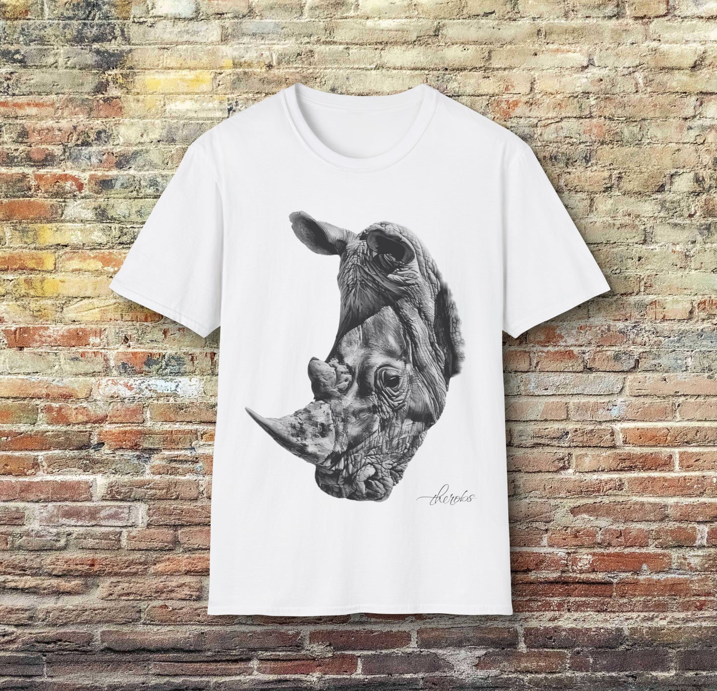 B&W Rhino Unisex Gildan T-Shirt