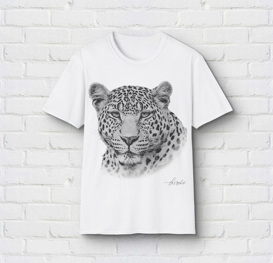 B&W Leopard Unisex Gildan T-Shirt